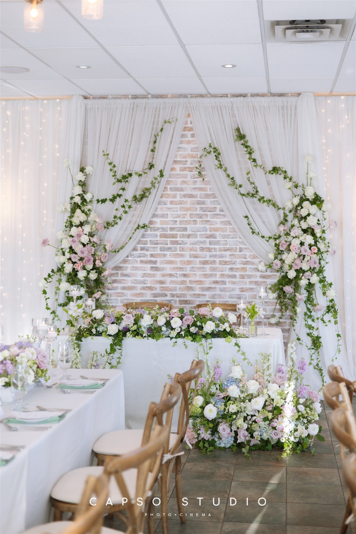 Cambridge Butterfly Conservatory - www.theweddingring.ca - twr listings -