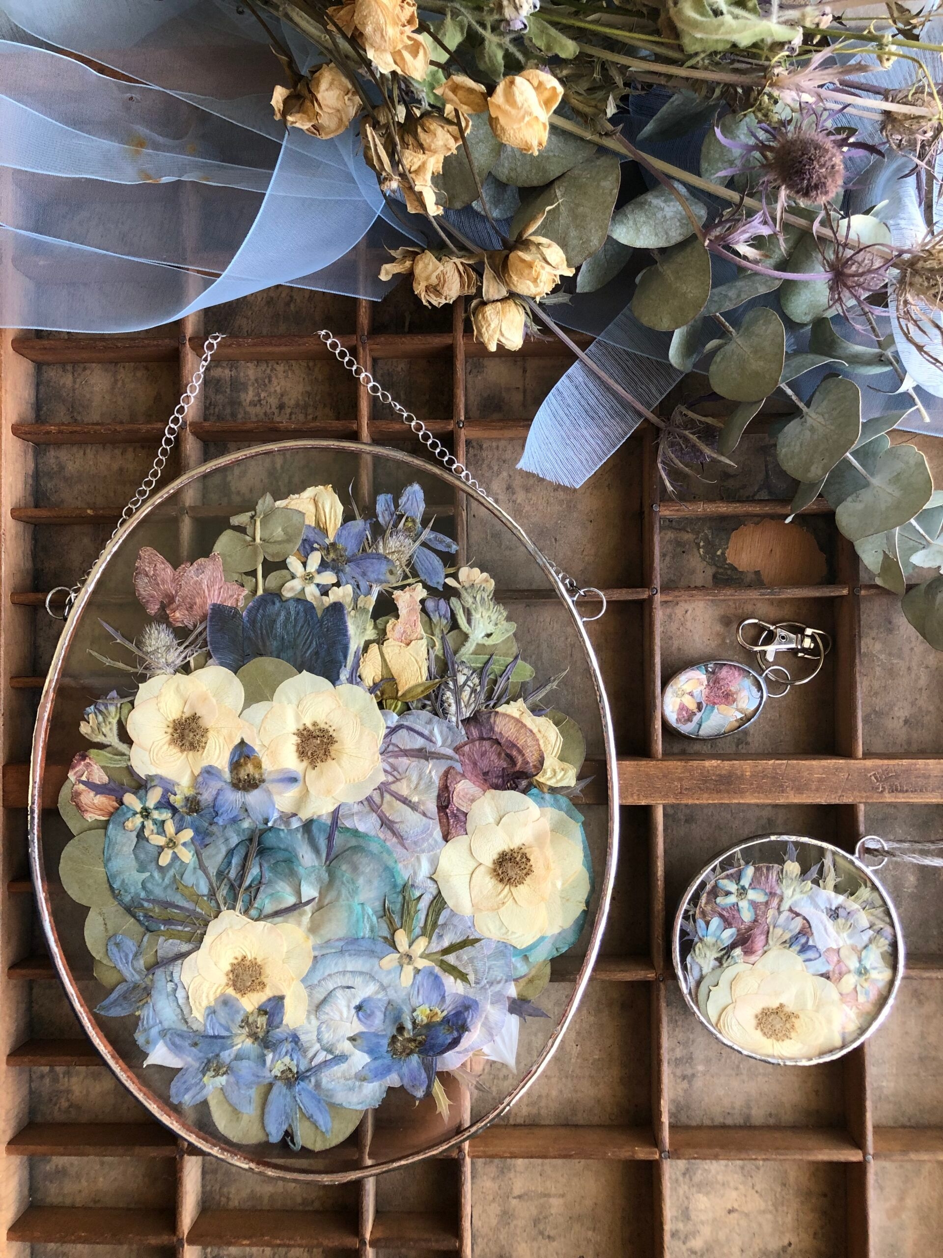 Floral Preservation &amp; Keepsakes By: Amar Bhuee - www.theweddingring.ca - listings -