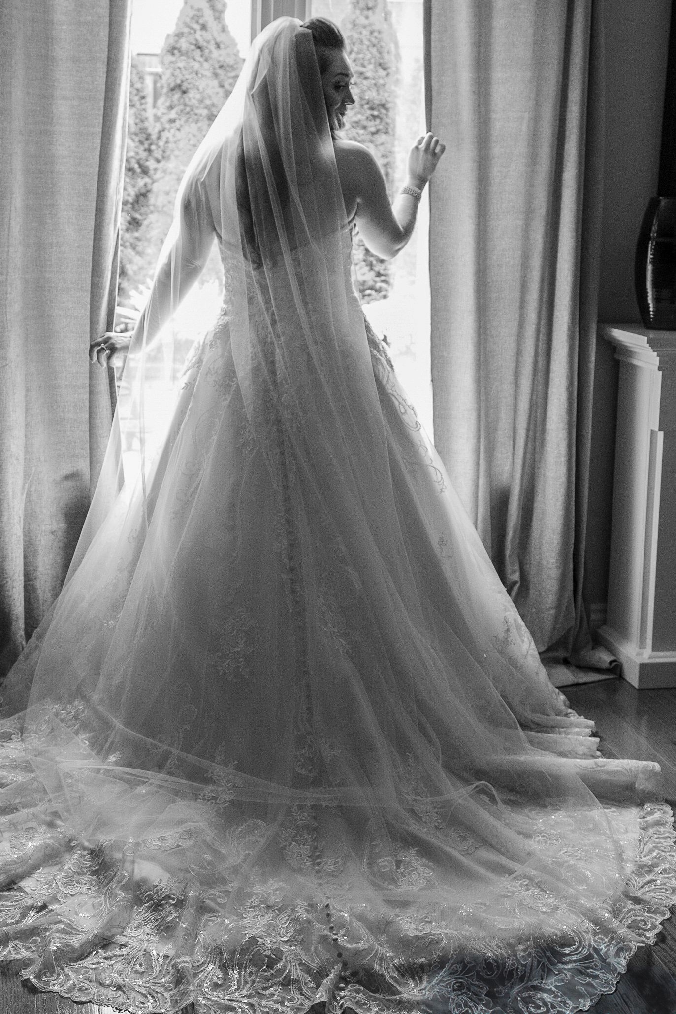 Wedding Photography &amp; Videography - www.theweddingring.ca - listings -