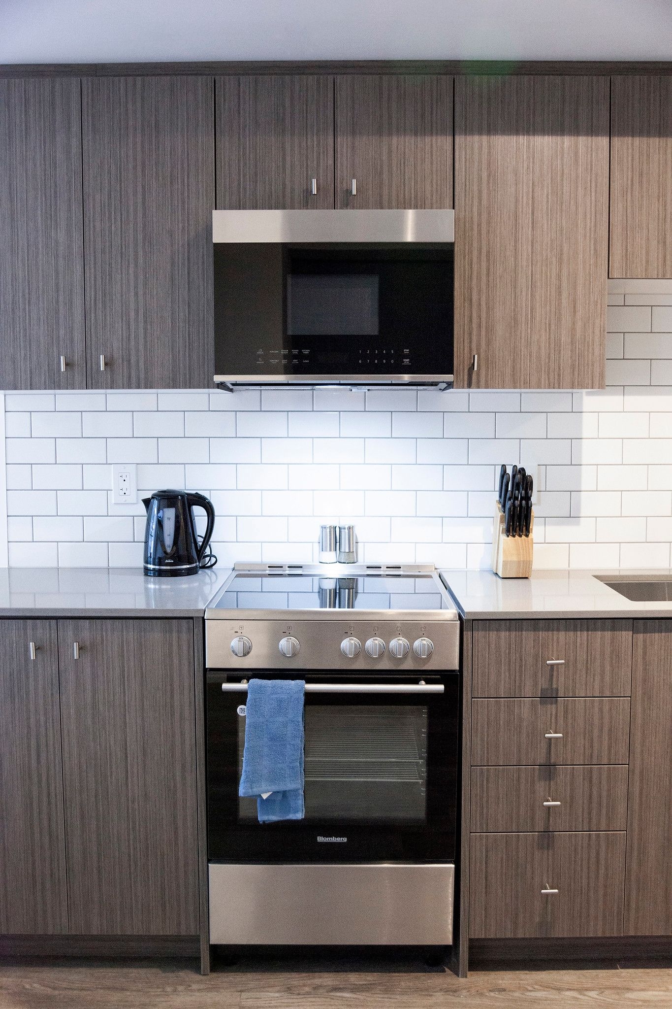 The Laundry Rooms - Kitchener - www.theweddingring.ca - listings -