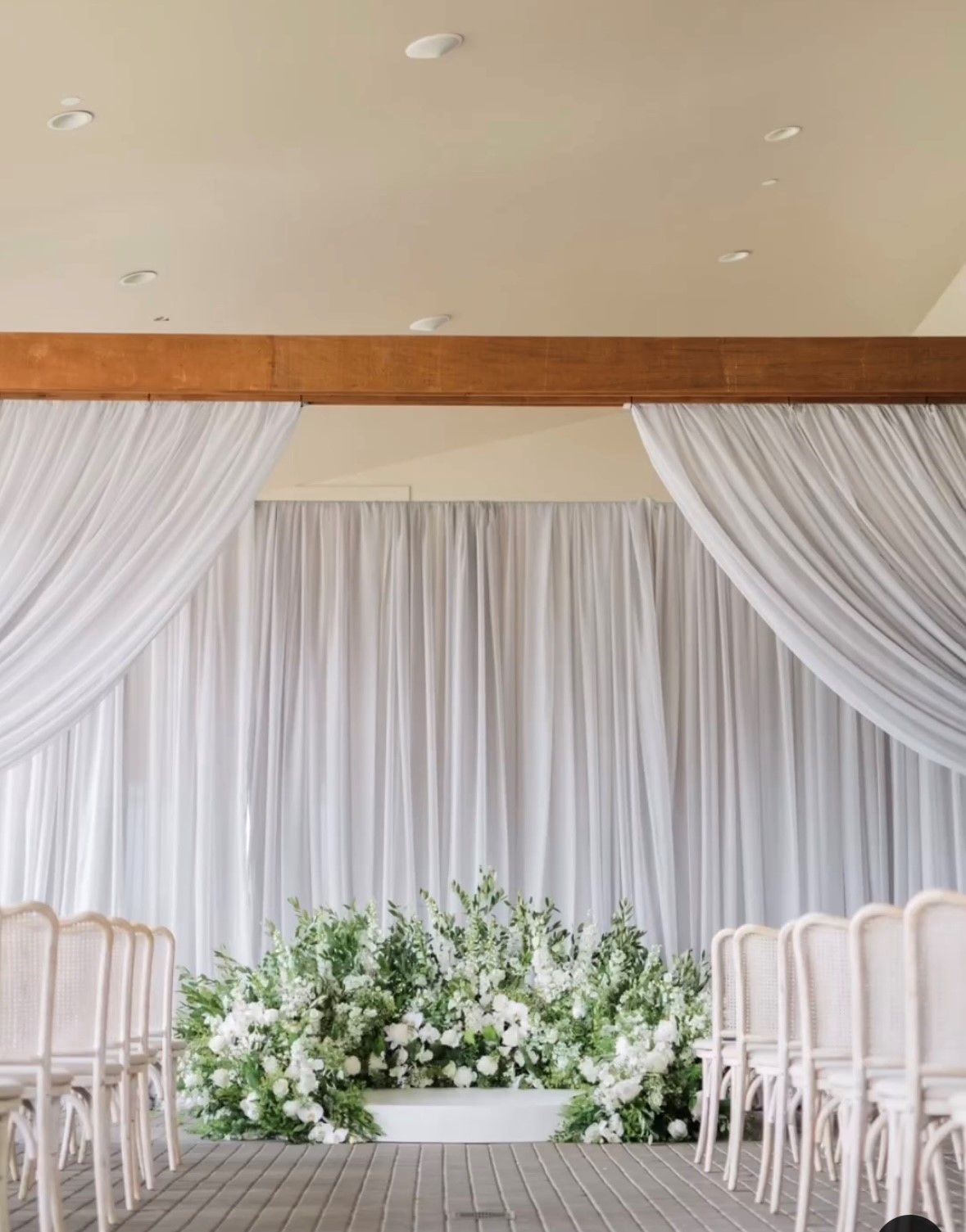 Legends on the Niagara - www.theweddingring.ca - listings -