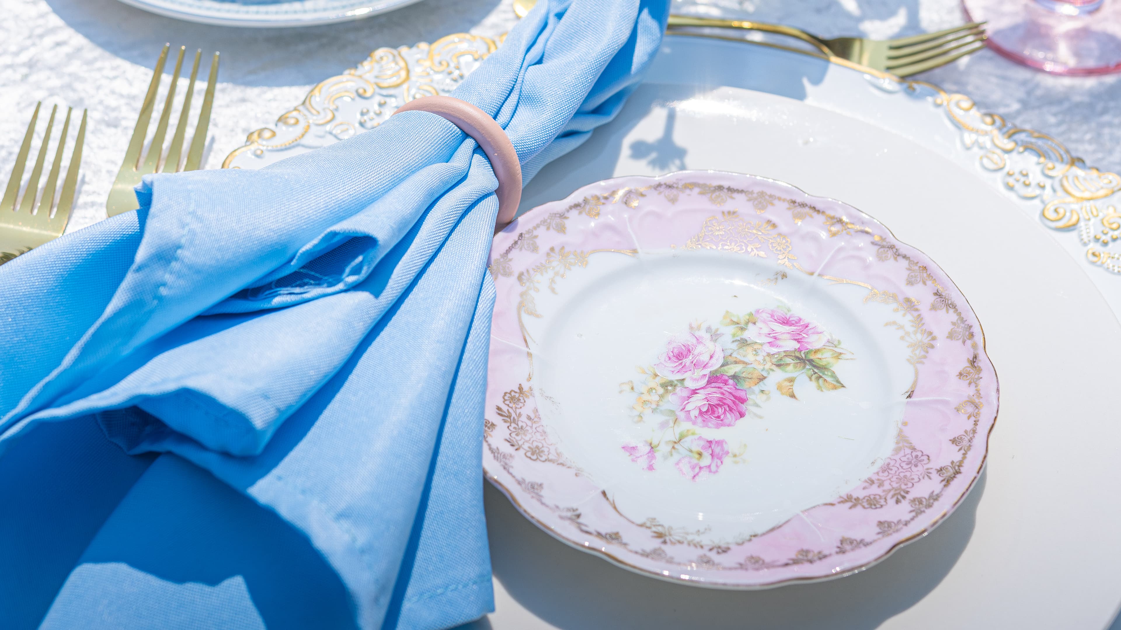 book-themed bridal shower Kitchener