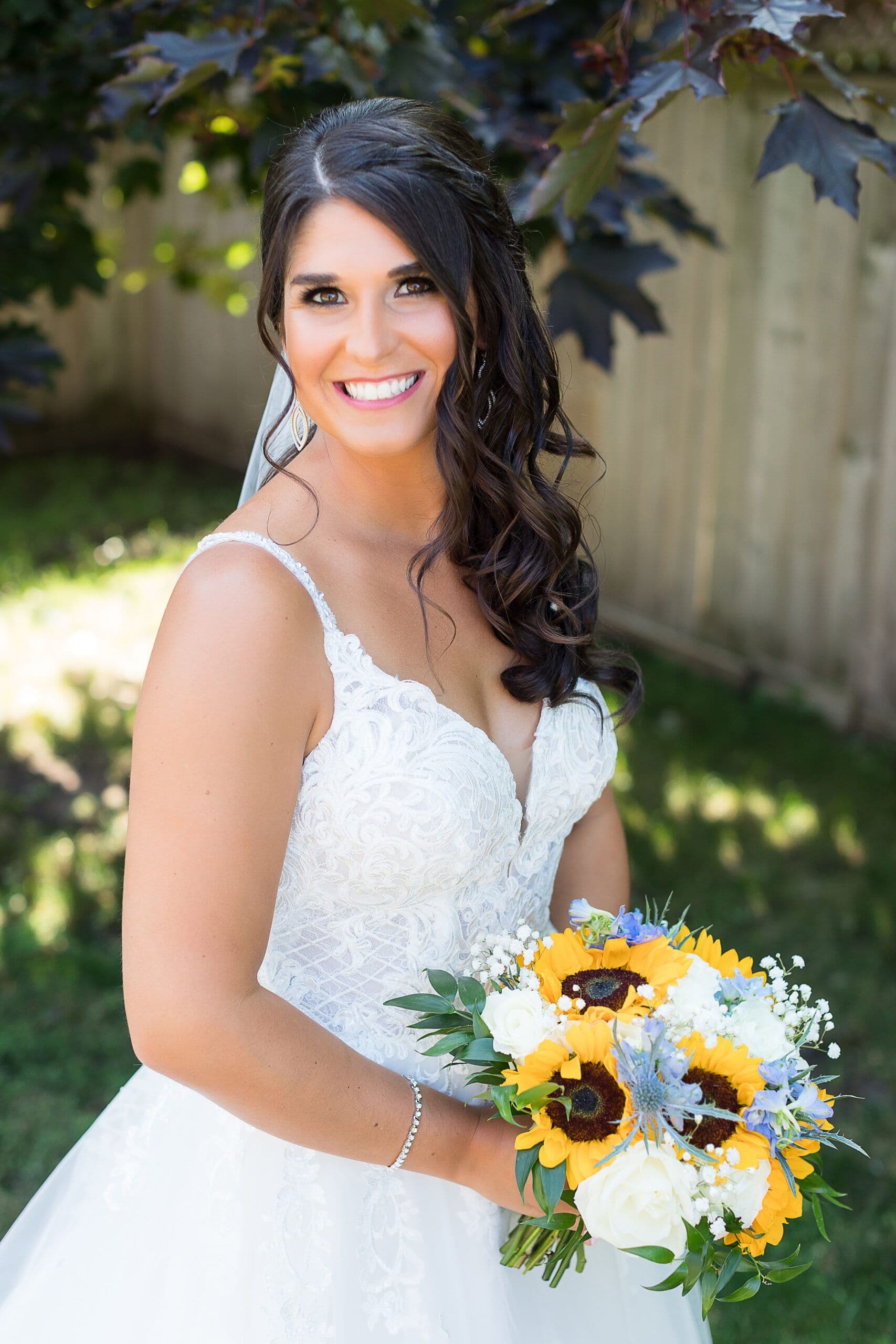 Bridal Hair and Makeup by LD Beauty - www.theweddingring.ca - listings -