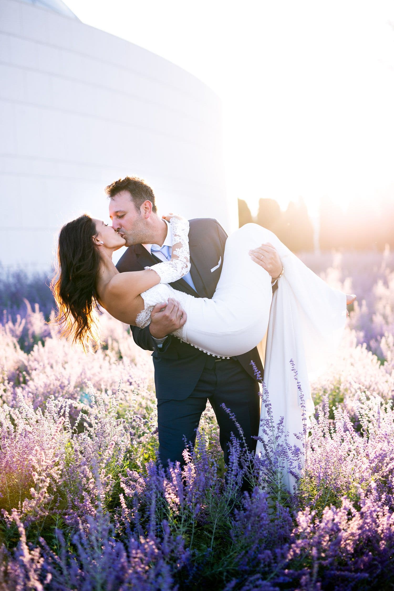 Zsuzsi Pal Photography - www.theweddingring.ca - listings -