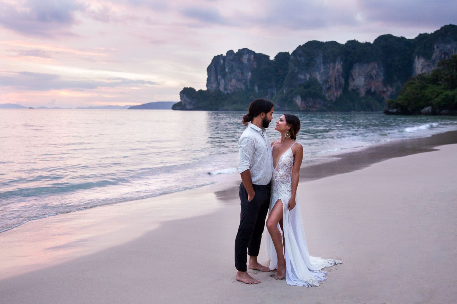 Zsuzsi Pal Photography - www.theweddingring.ca - listings -