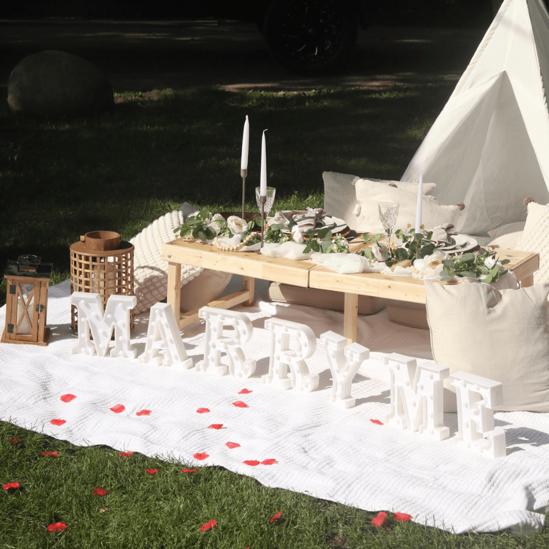Rustic Rendezvous Luxury Picnics &amp; Events - www.theweddingring.ca - listings -