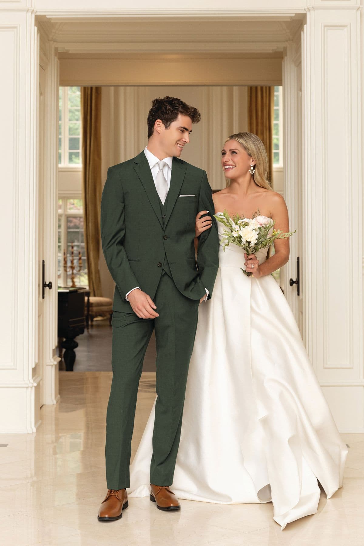 Collins Clothier - www.theweddingring.ca - listings -