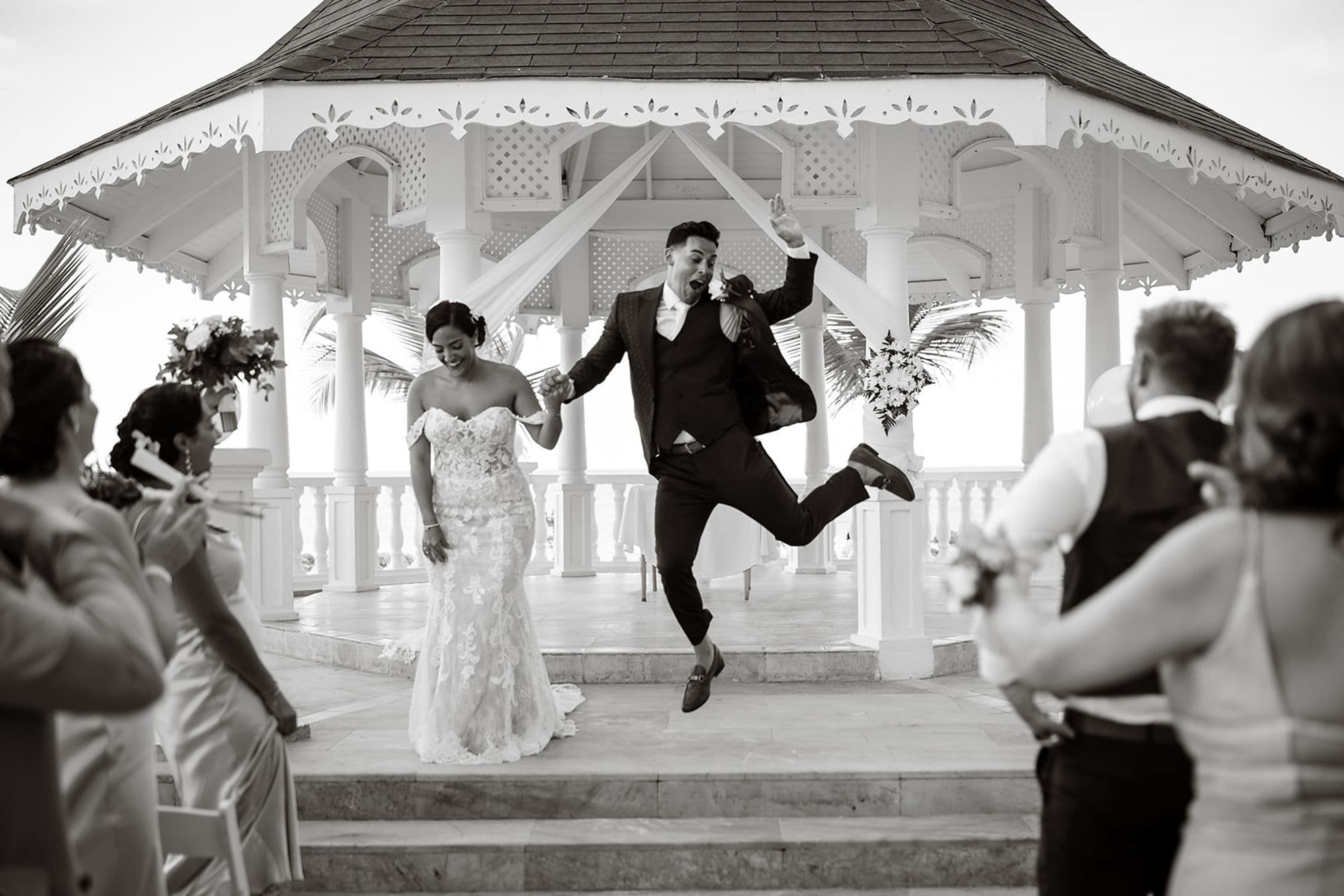 TKM Photography - www.theweddingring.ca - listings -