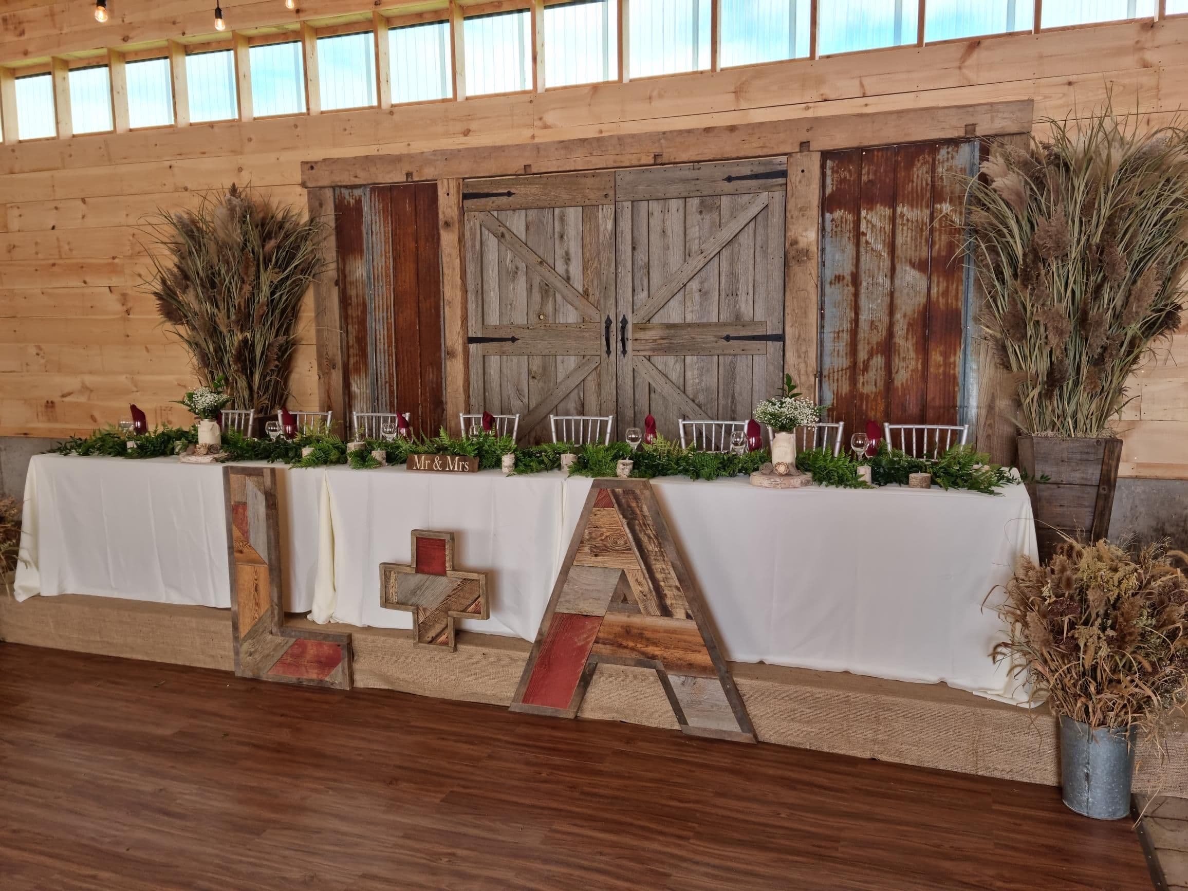 Vivid Hospitality - www.theweddingring.ca - listings -