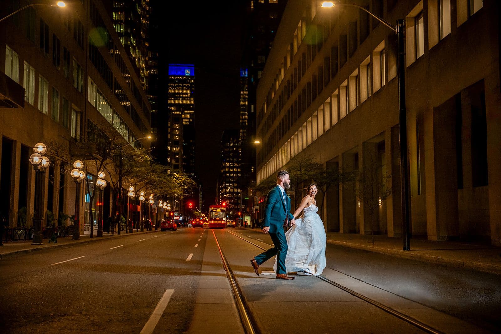 AREZA Wedding Photography - www.theweddingring.ca - listings -