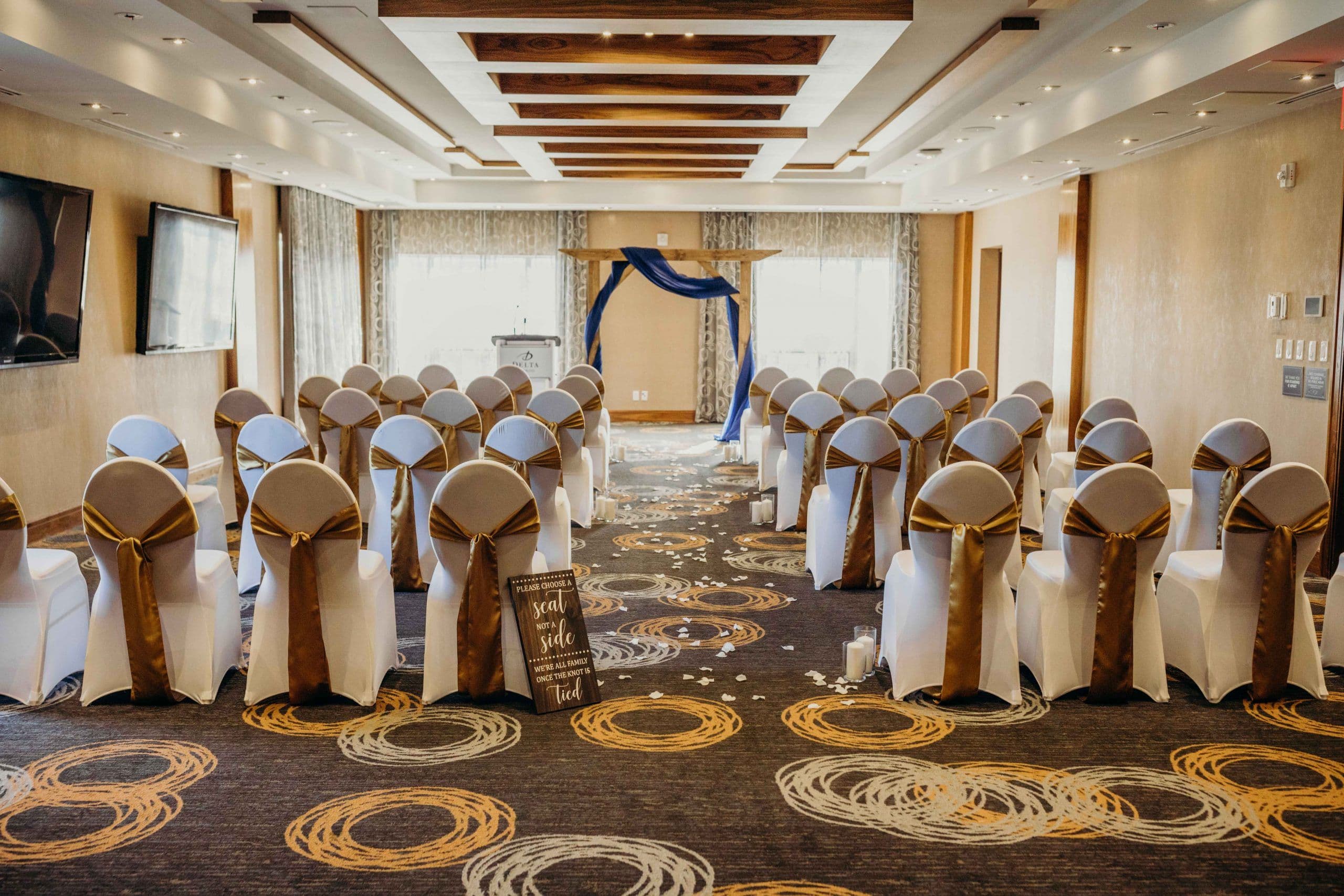 Delta Hotels by Marriott Waterloo - www.theweddingring.ca - listings -