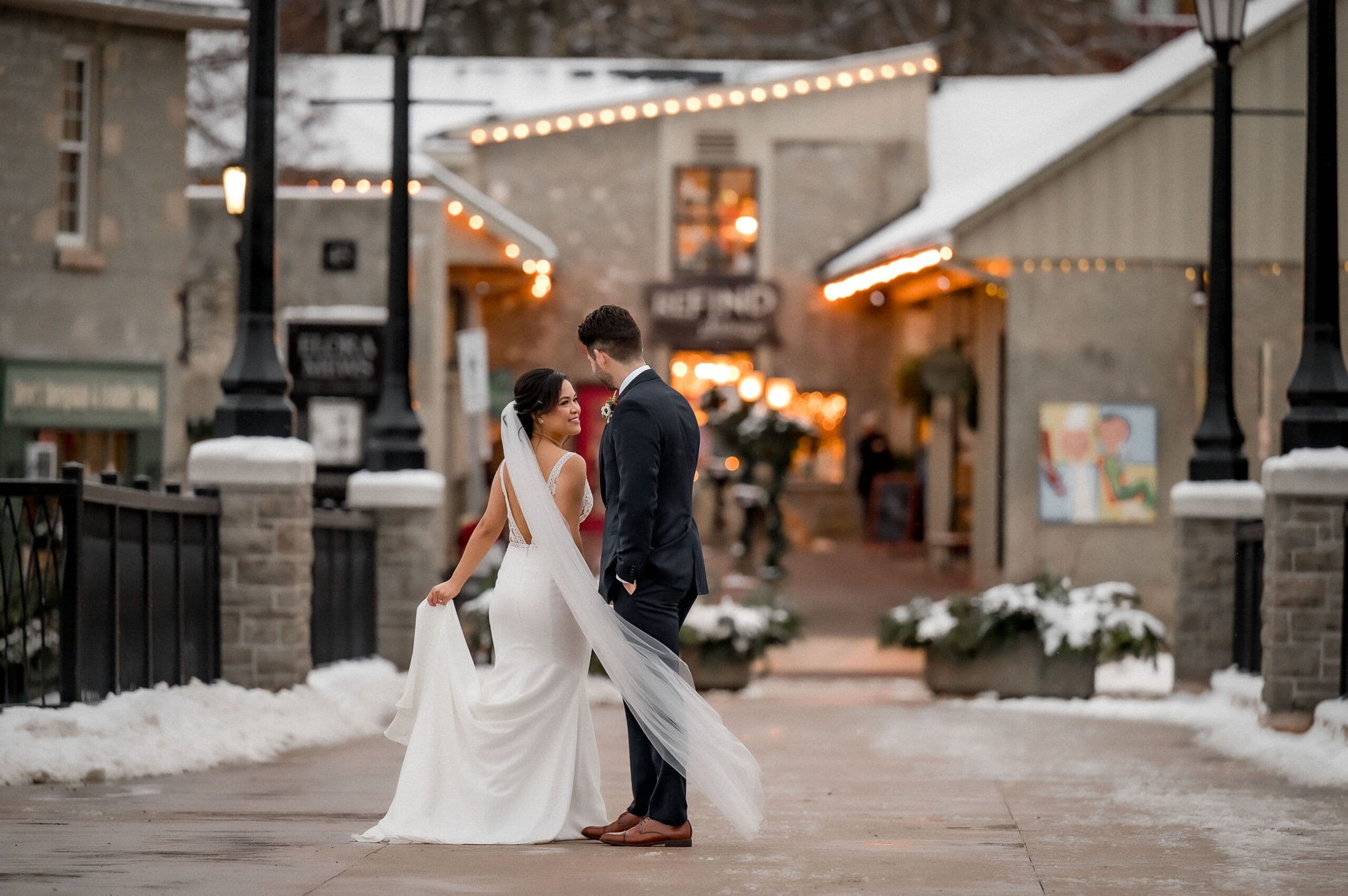 Frances Morency Photography - www.theweddingring.ca - listings -