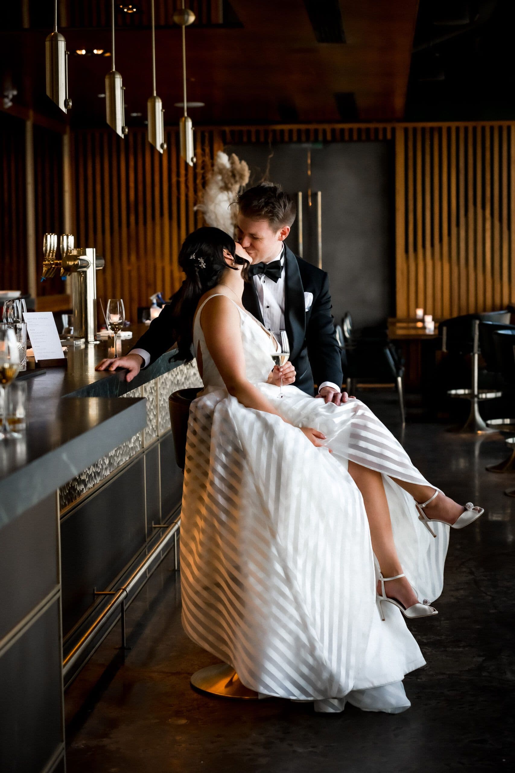 Frances Morency Photography - www.theweddingring.ca - listings -