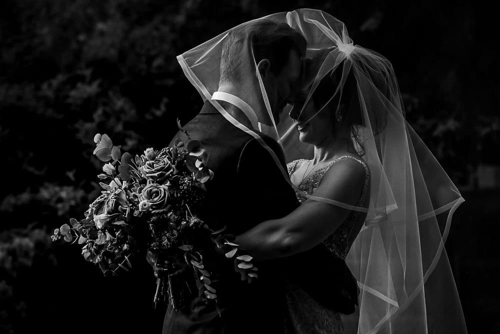 Frances Morency Photography - www.theweddingring.ca - listings -