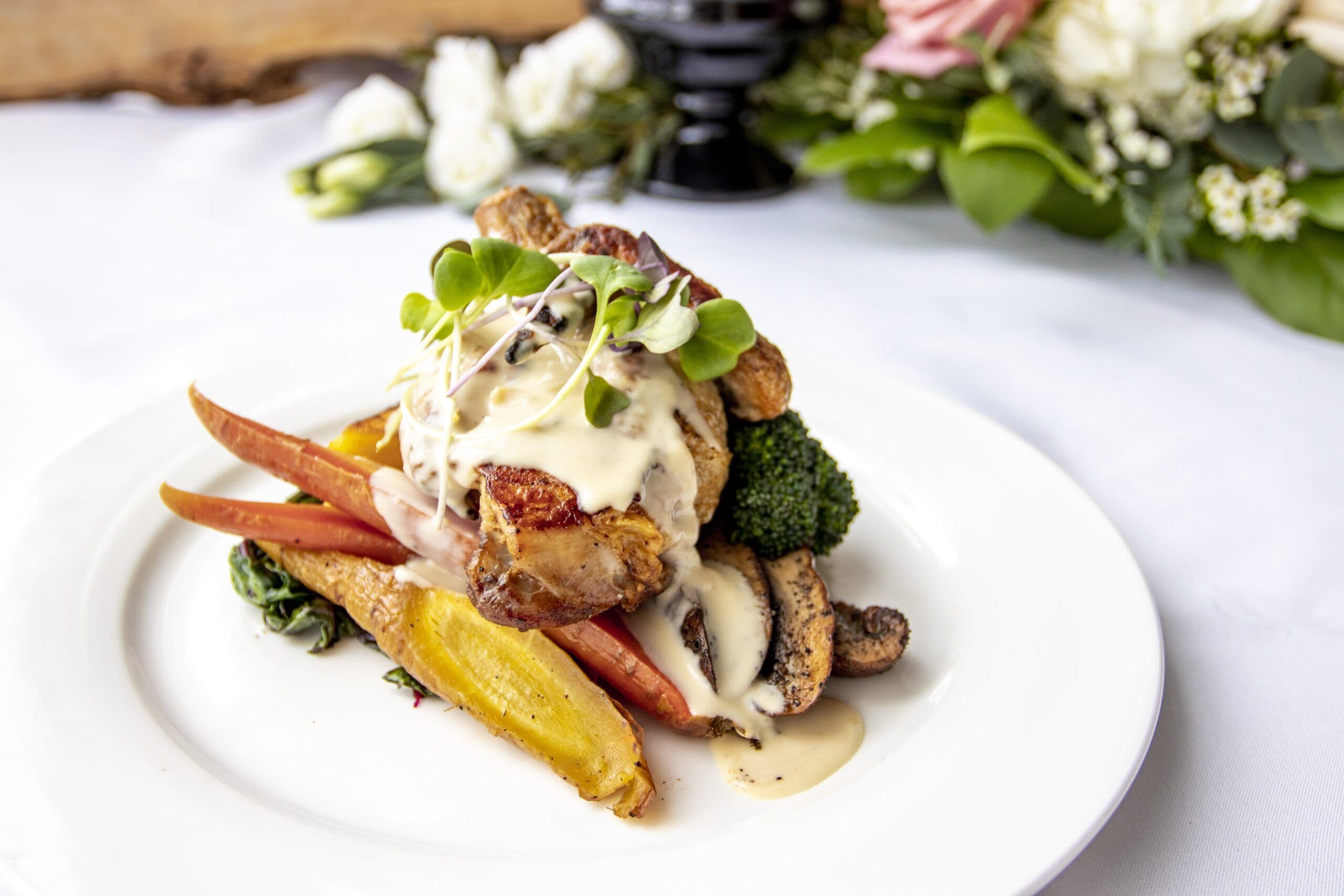 Vivid Hospitality - www.theweddingring.ca - listings -