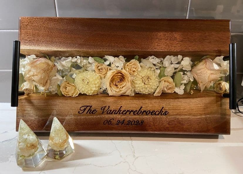Wedding Bouquet Preservation in Resin – K &amp; M Creations - www.theweddingring.ca - listings -