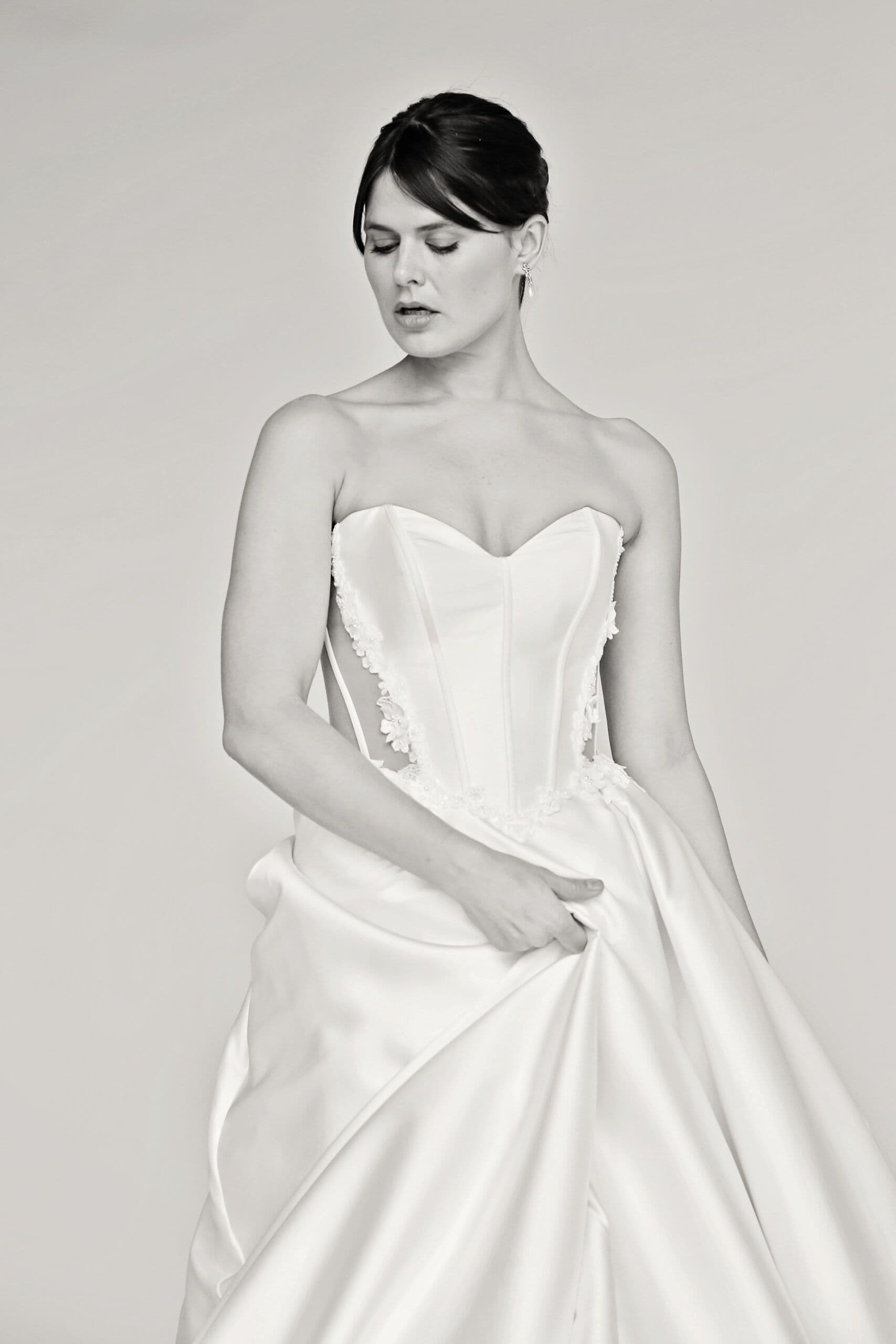 updatedtwr - Mon Bijou Bride - www.theweddingring.ca - twr listings