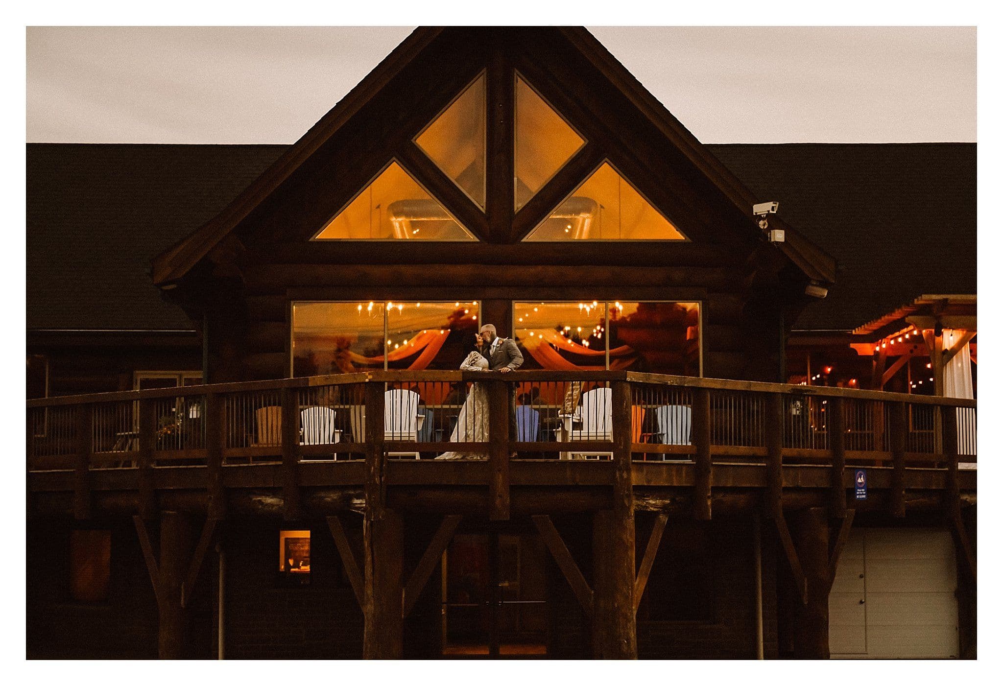 Pine Valley Chalet - www.theweddingring.ca - listings -