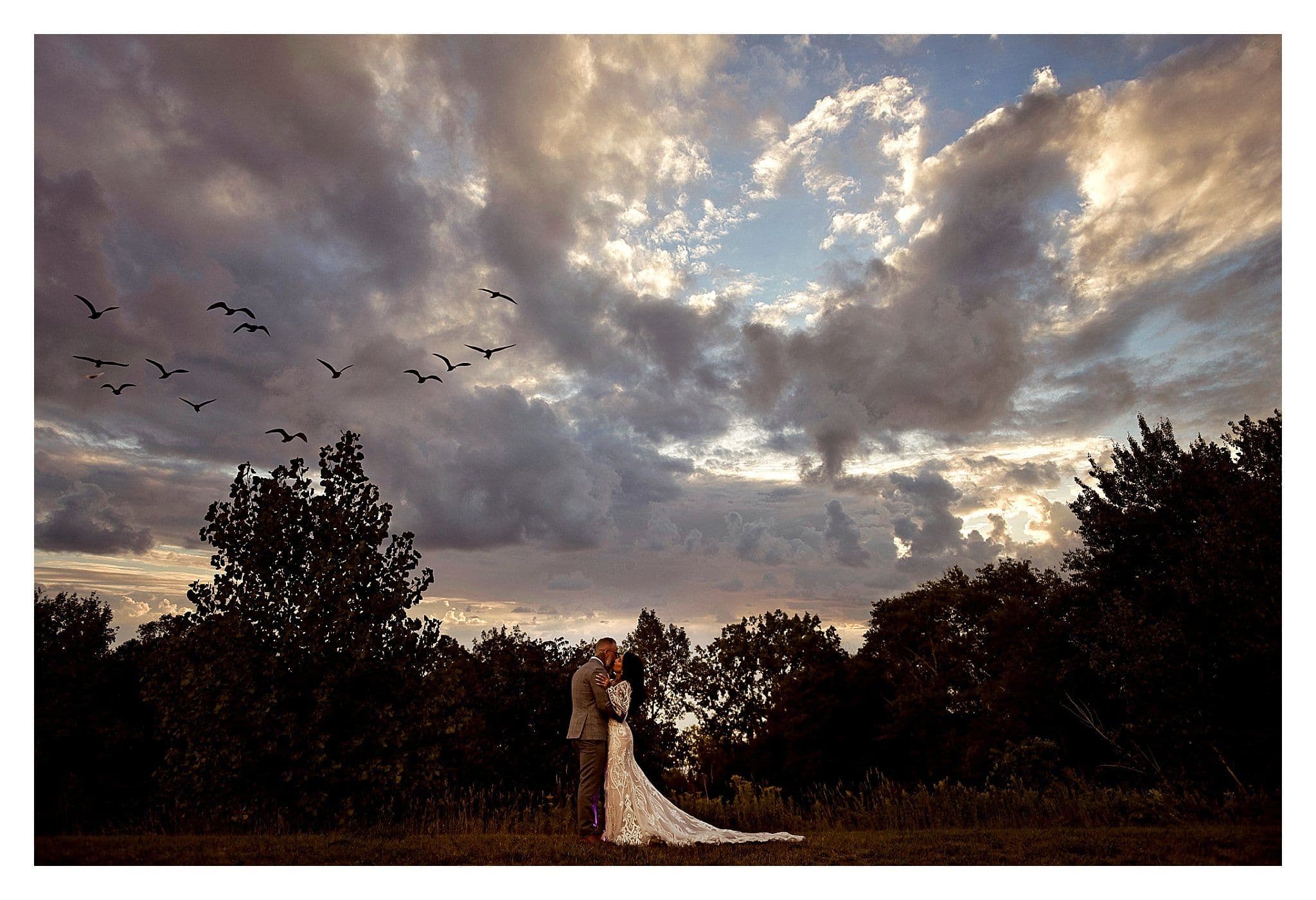 Pine Valley Chalet - www.theweddingring.ca - listings -