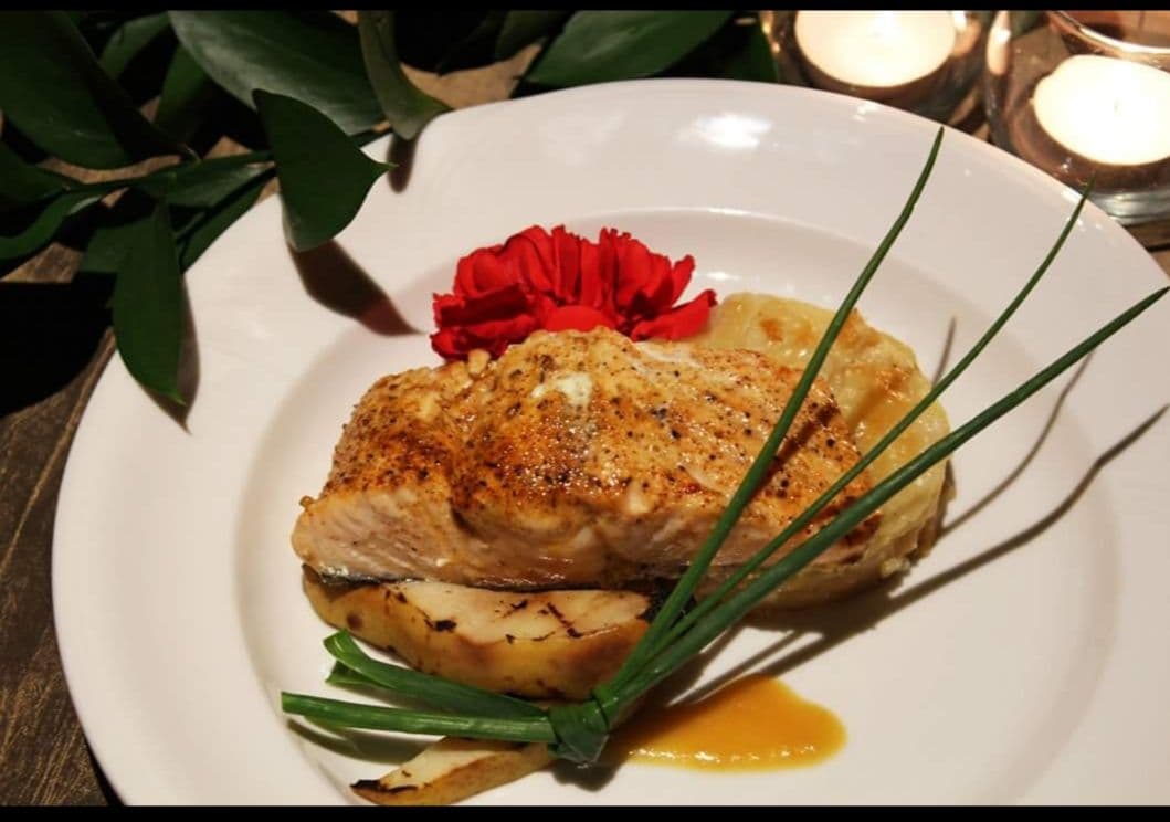 Vivid Hospitality - www.theweddingring.ca - listings -