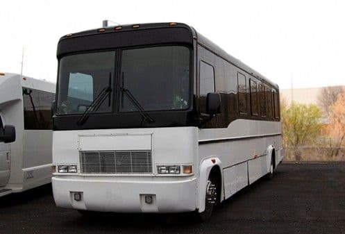 Kitchener Limousine - www.theweddingring.ca - listings -