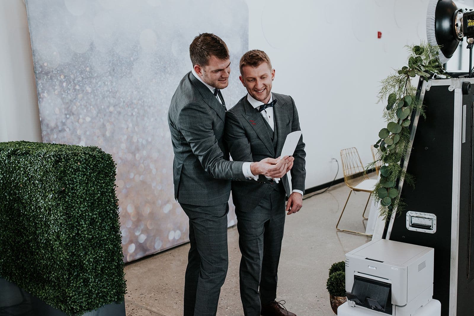 Picture Us Photo and Video Experiences - www.theweddingring.ca - listings -