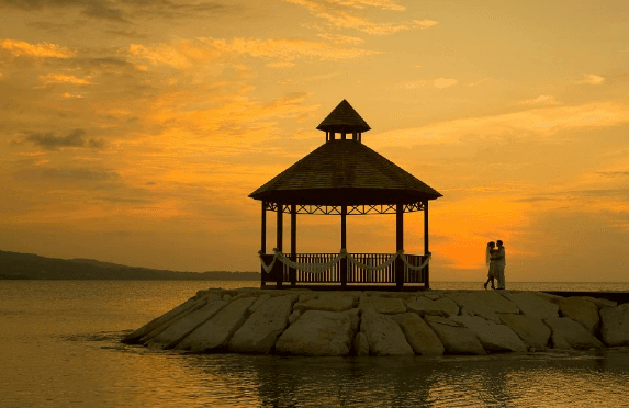 iEnvy Travel - www.theweddingring.ca - listings -