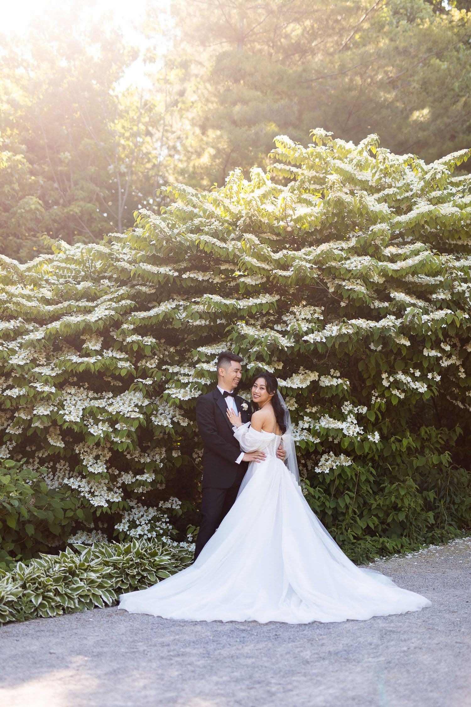 Zsuzsi Pal Photography - www.theweddingring.ca - listings -