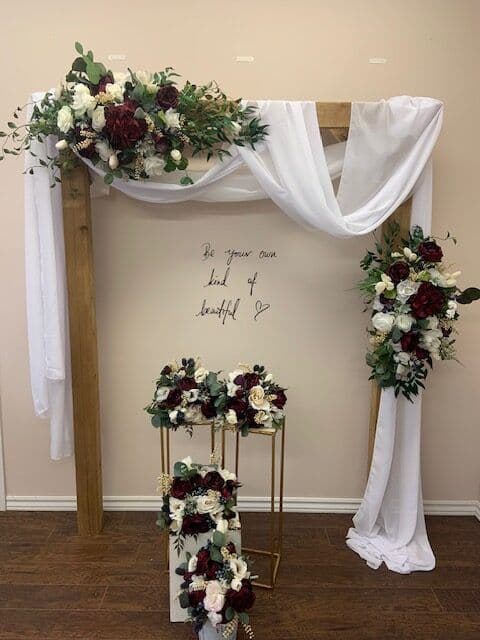 Floral Envy Silk Rentals - www.theweddingring.ca - listings -