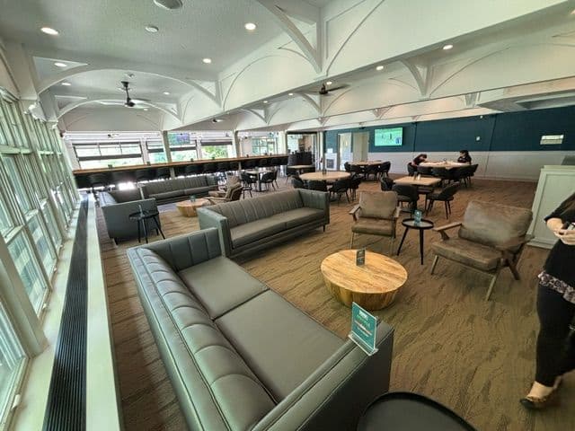 The Whirlpool Pub + Lounge - www.theweddingring.ca - listings -