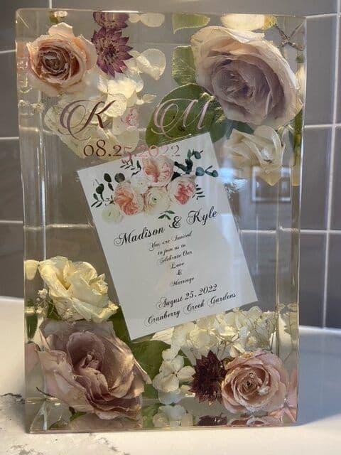 Wedding Bouquet Preservation in Resin – K &amp; M Creations - www.theweddingring.ca - listings -