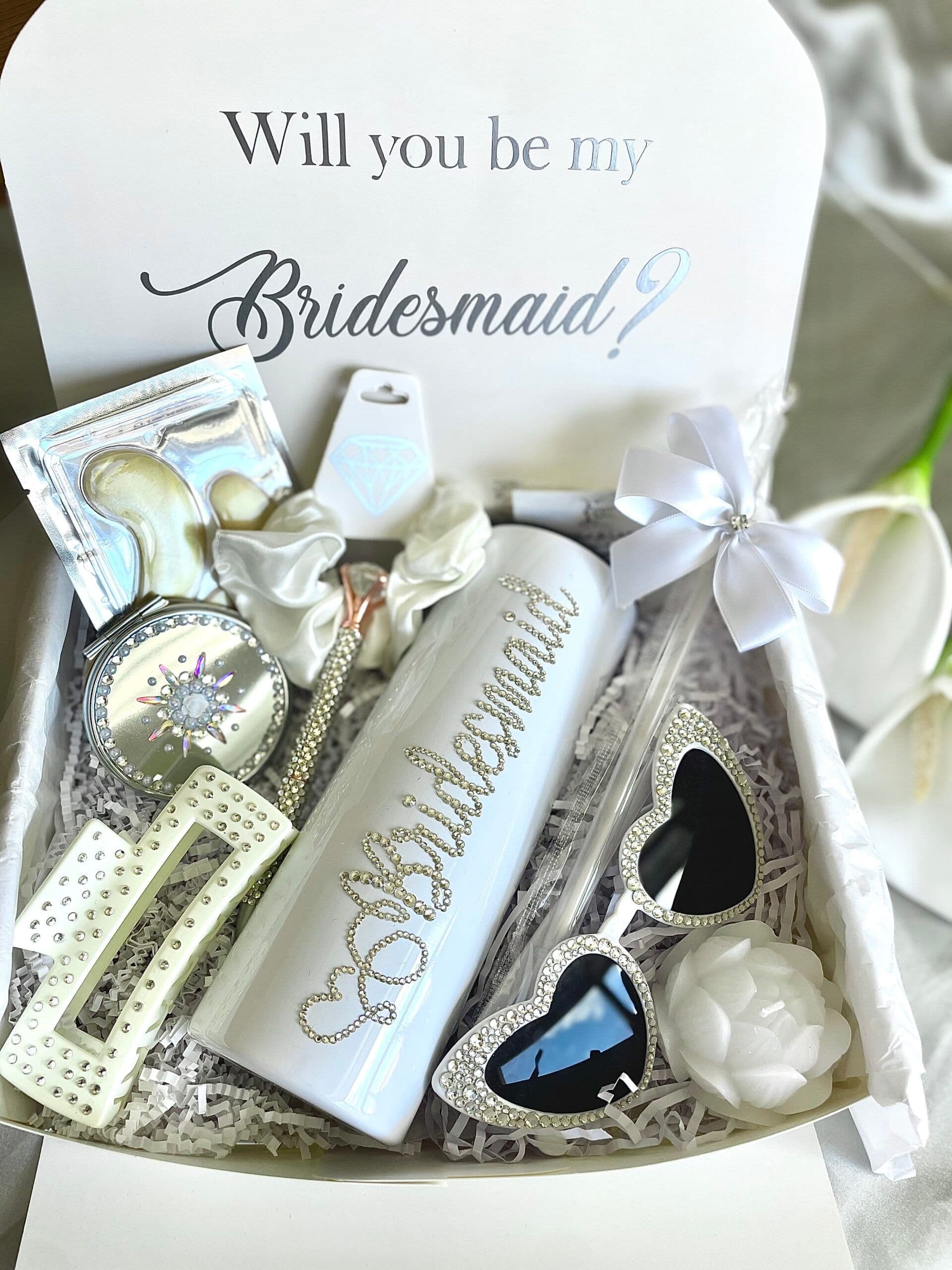GM Rhinestone Designs - www.theweddingring.ca - listings -