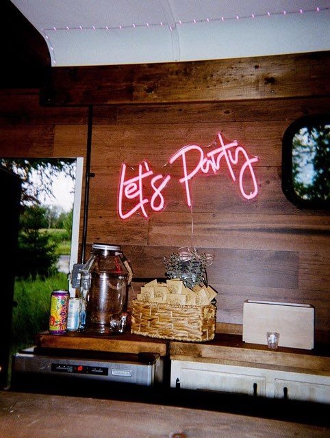 updatedtwr - Tini Tavern Co. Elevate your events with our incredible mobile bar. - www.theweddingring.ca - twr listings