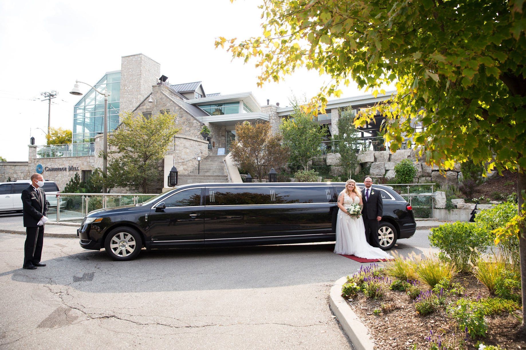 Brentwood Livery - www.theweddingring.ca - listings -