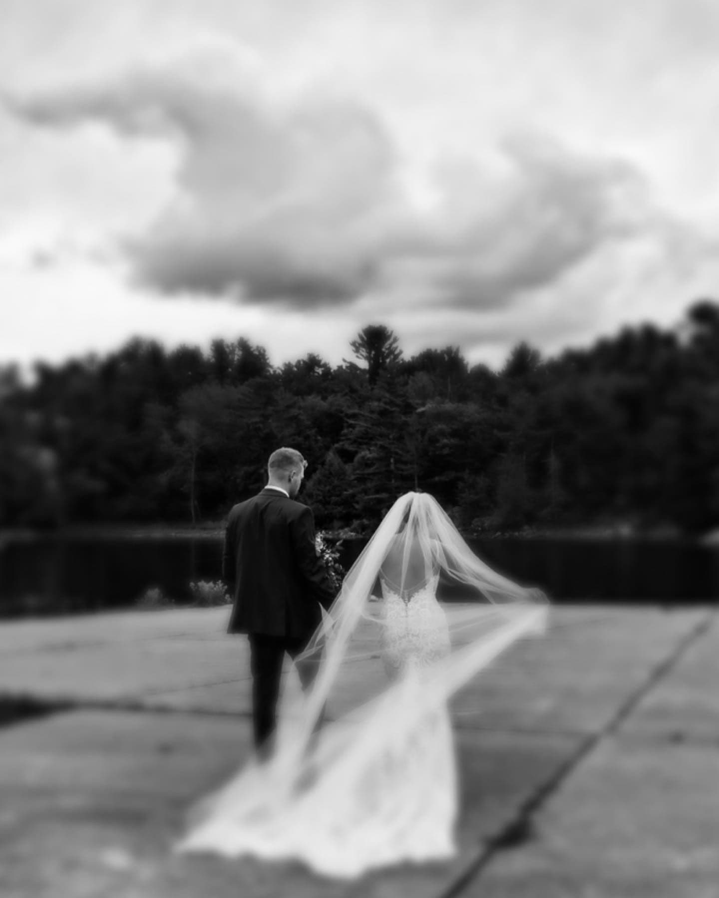 Frances Morency Photography - www.theweddingring.ca - listings -