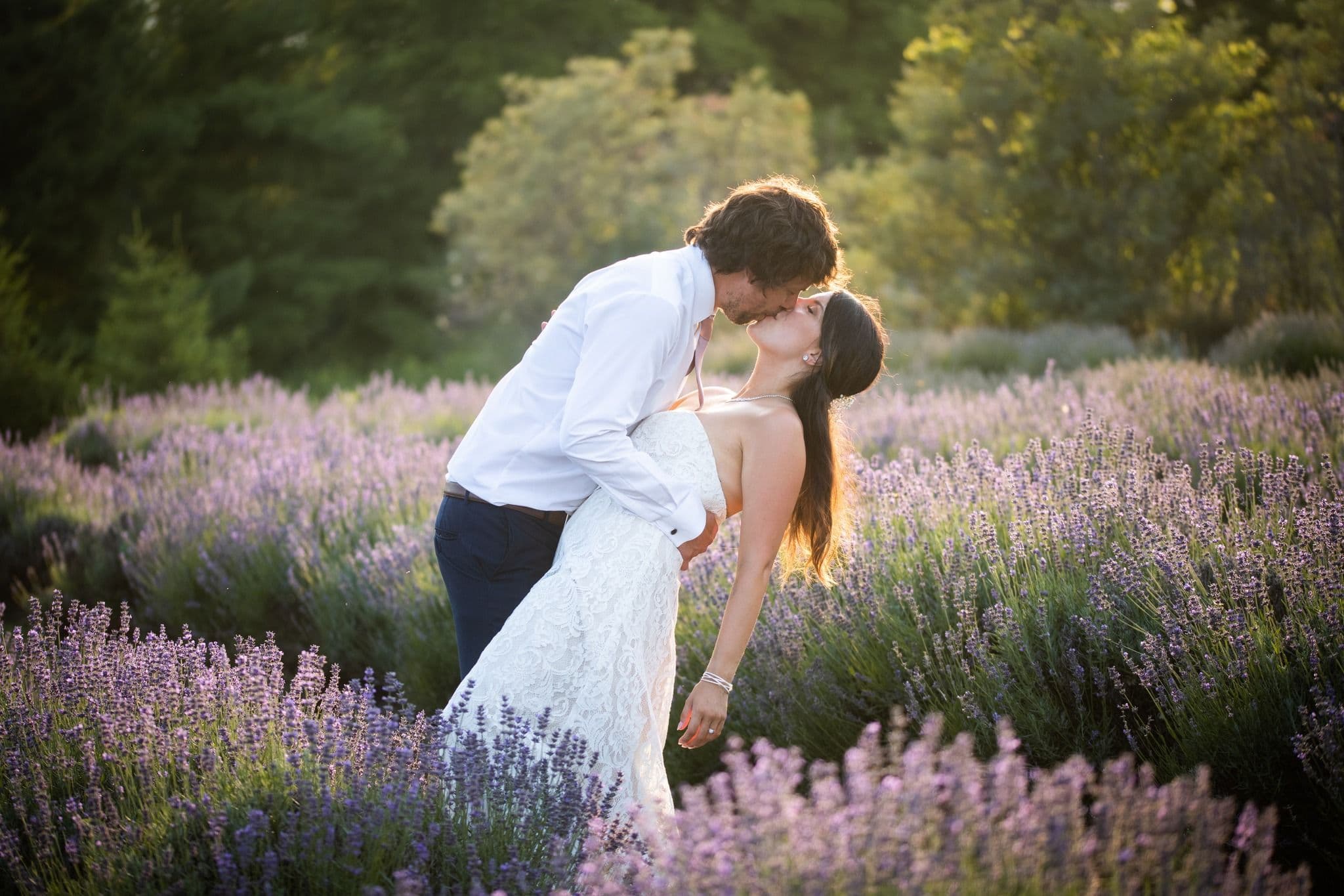 Jessica Bauman Photography - www.theweddingring.ca - listings -