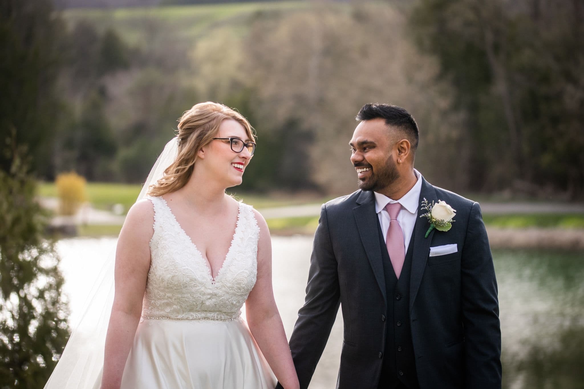 Jessica Bauman Photography - www.theweddingring.ca - listings -