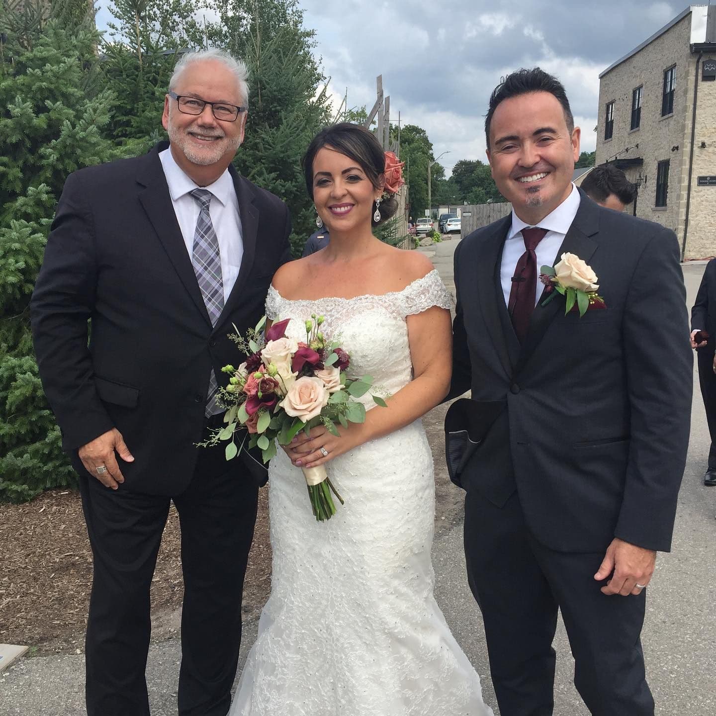 Always and Forever Life Celebrations - www.theweddingring.ca - listings -