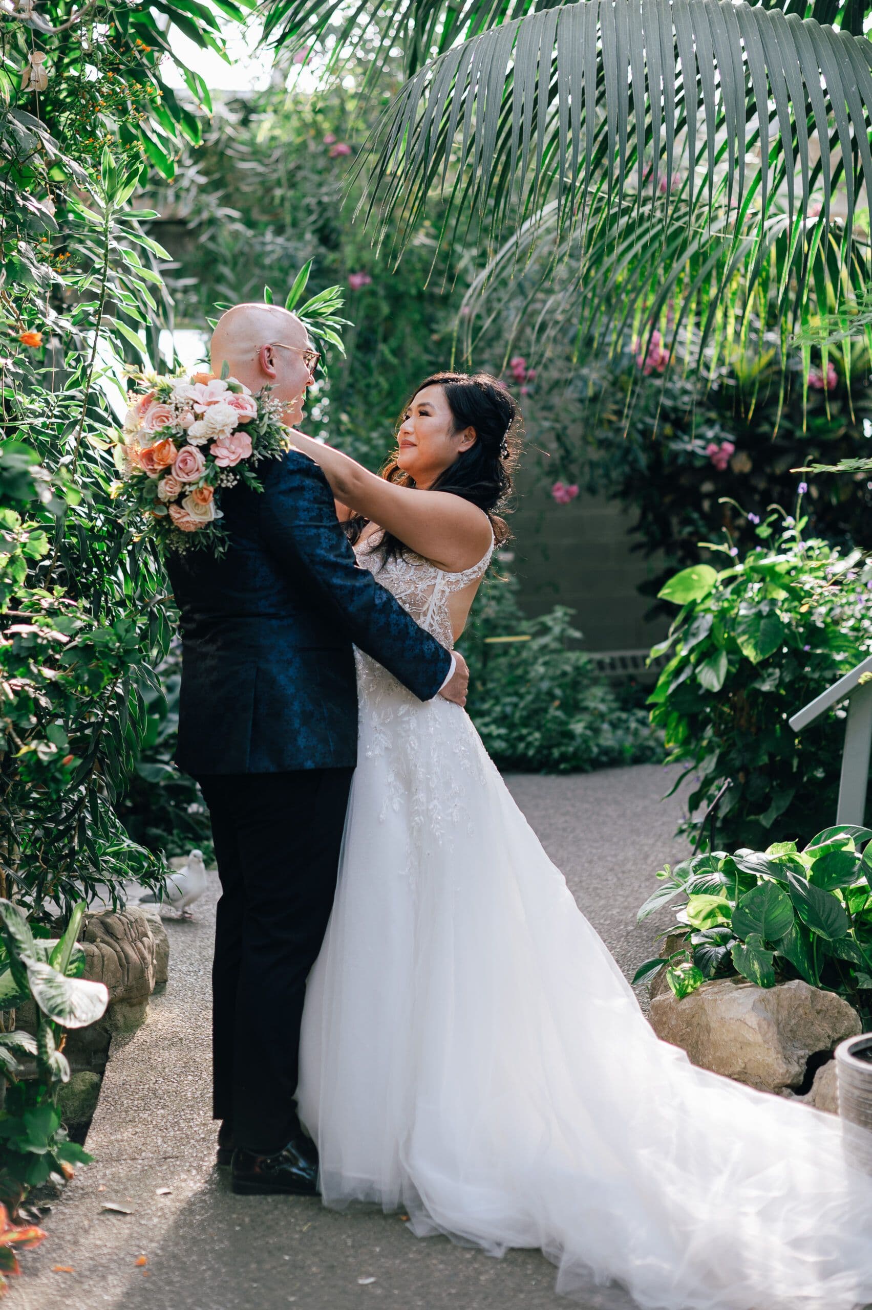 Cambridge Butterfly Conservatory - www.theweddingring.ca - twr listings -