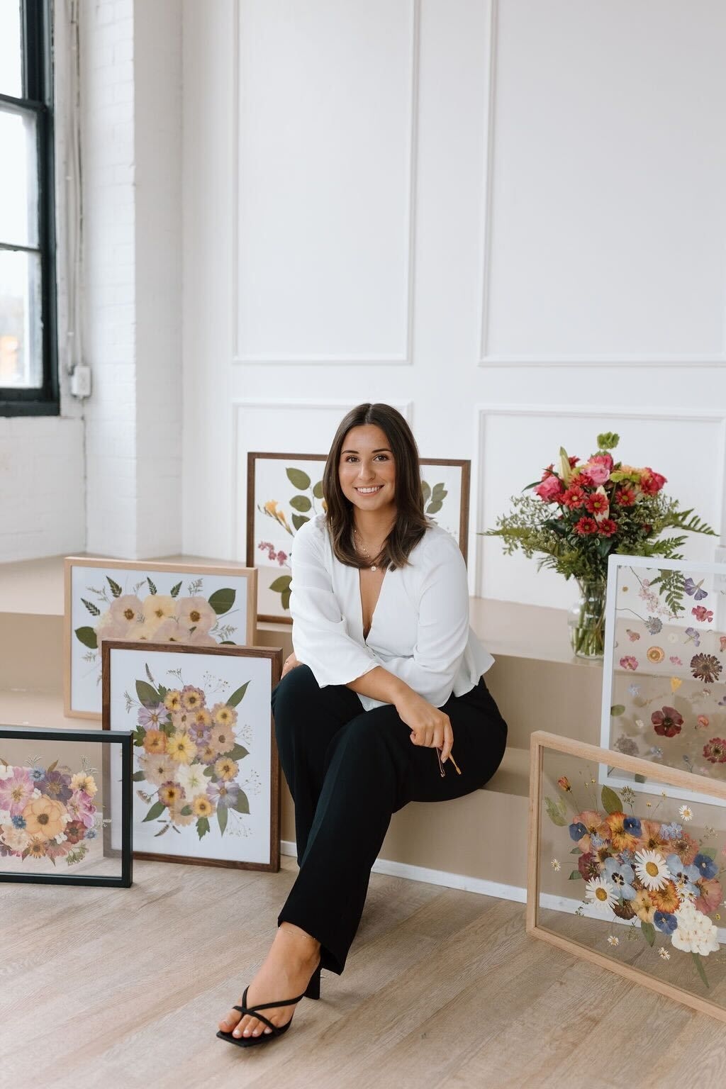 Wedding Bouquet Preservation – Petite Pressed Petals - www.theweddingring.ca - listings -