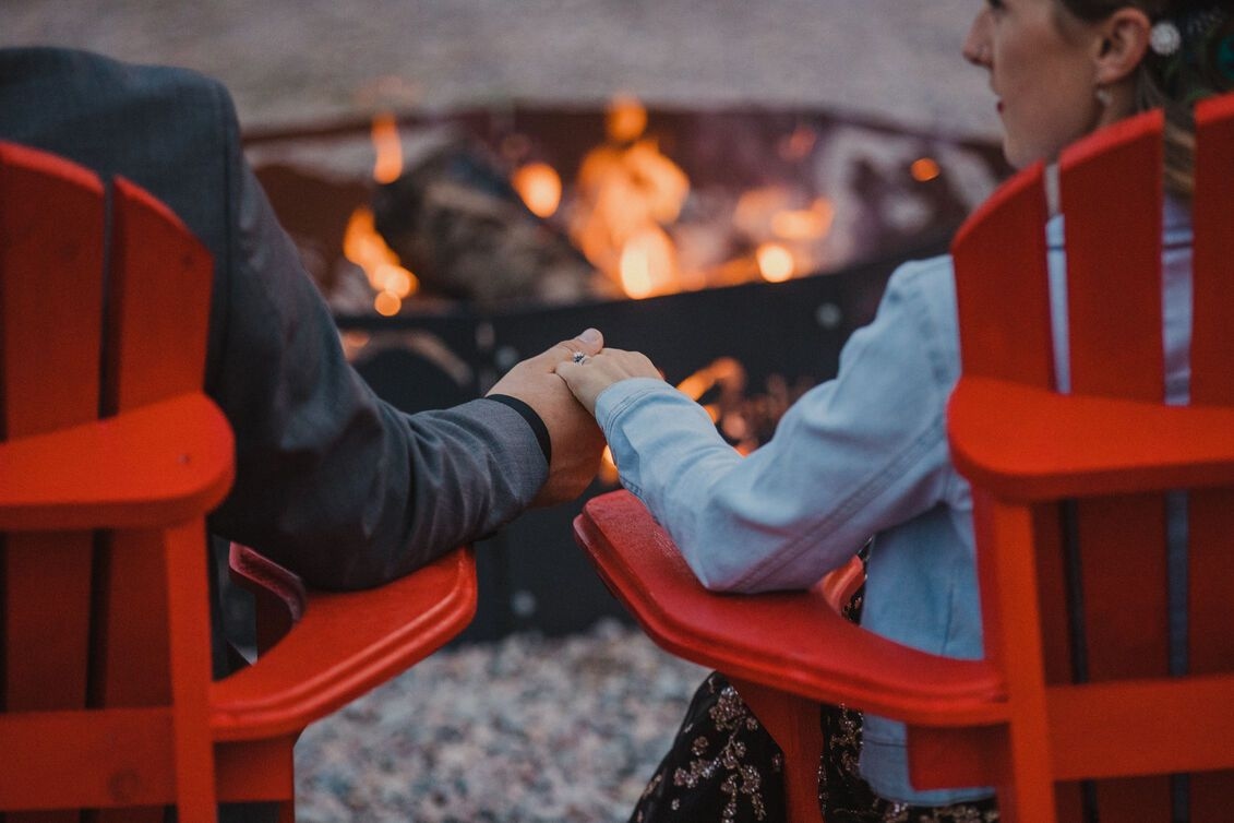 Auld Reekie Lodge, Lakeside destination venue in Northeastern Ontario - www.theweddingring.ca - listings -