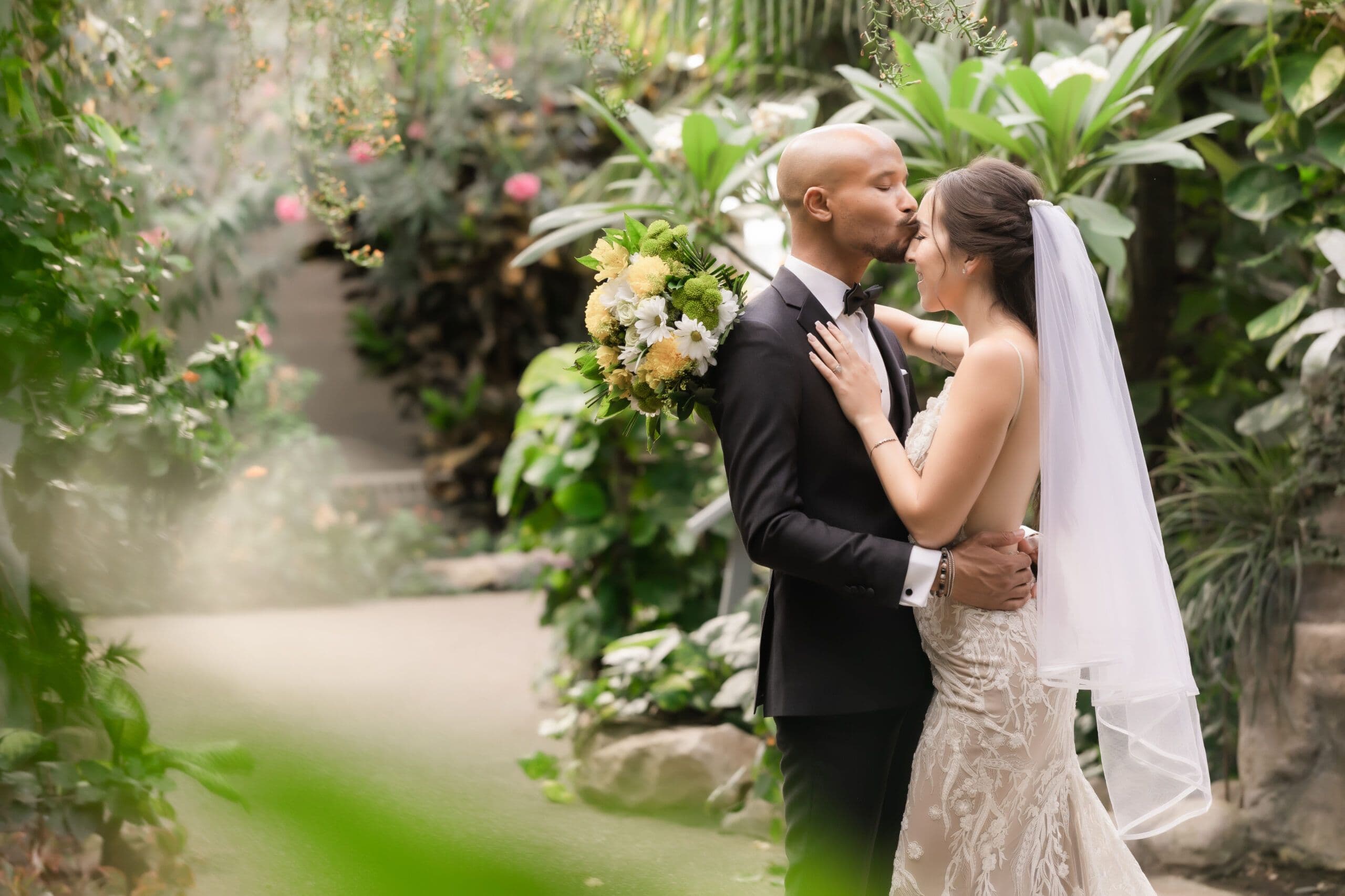 Cambridge Butterfly Conservatory - www.theweddingring.ca - twr listings -