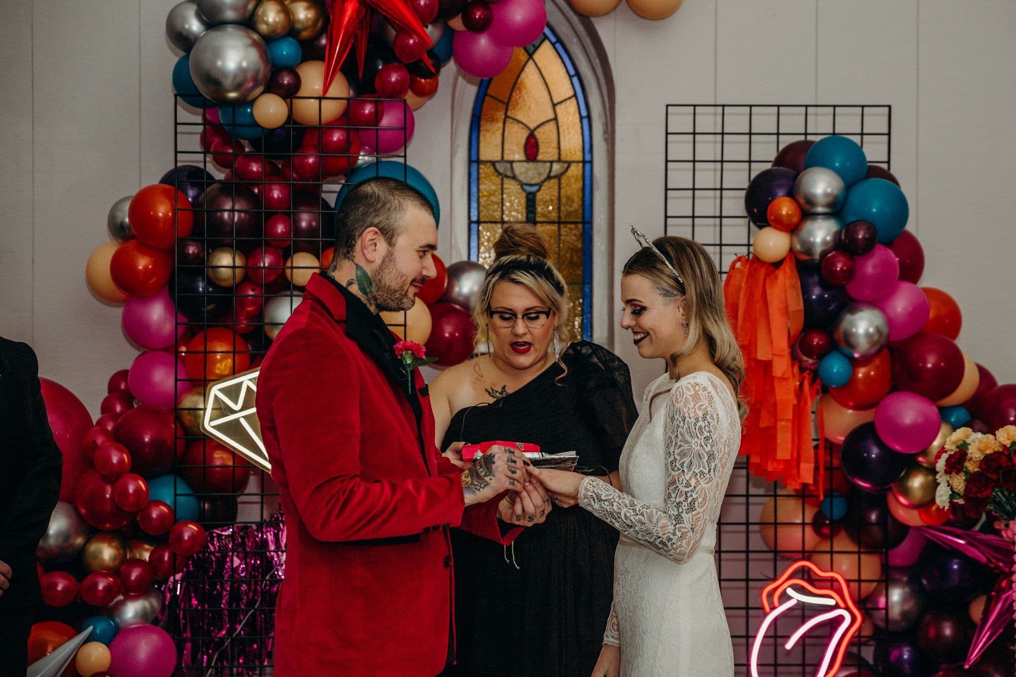 All Seasons Weddings - www.theweddingring.ca - listings -