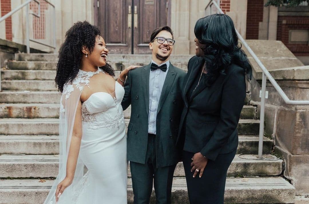 Hazel Shanks Wedding Officiant - www.theweddingring.ca - listings -