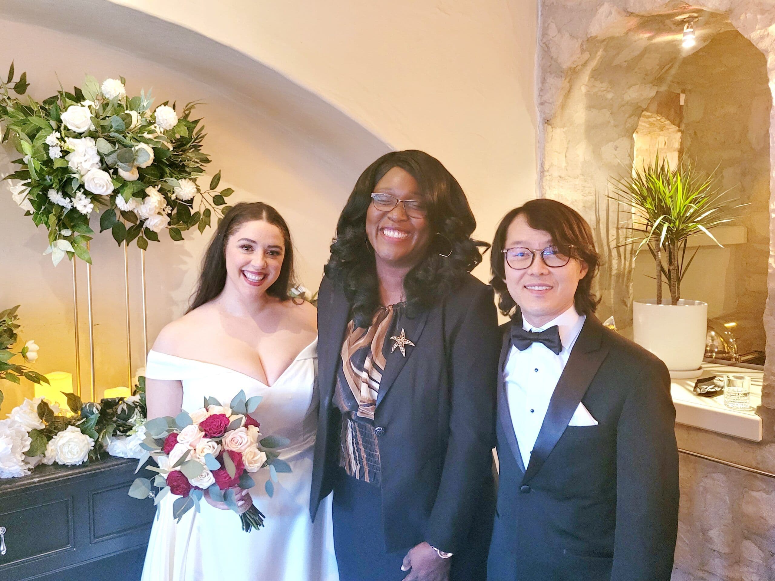 Hazel Shanks Wedding Officiant - www.theweddingring.ca - listings -