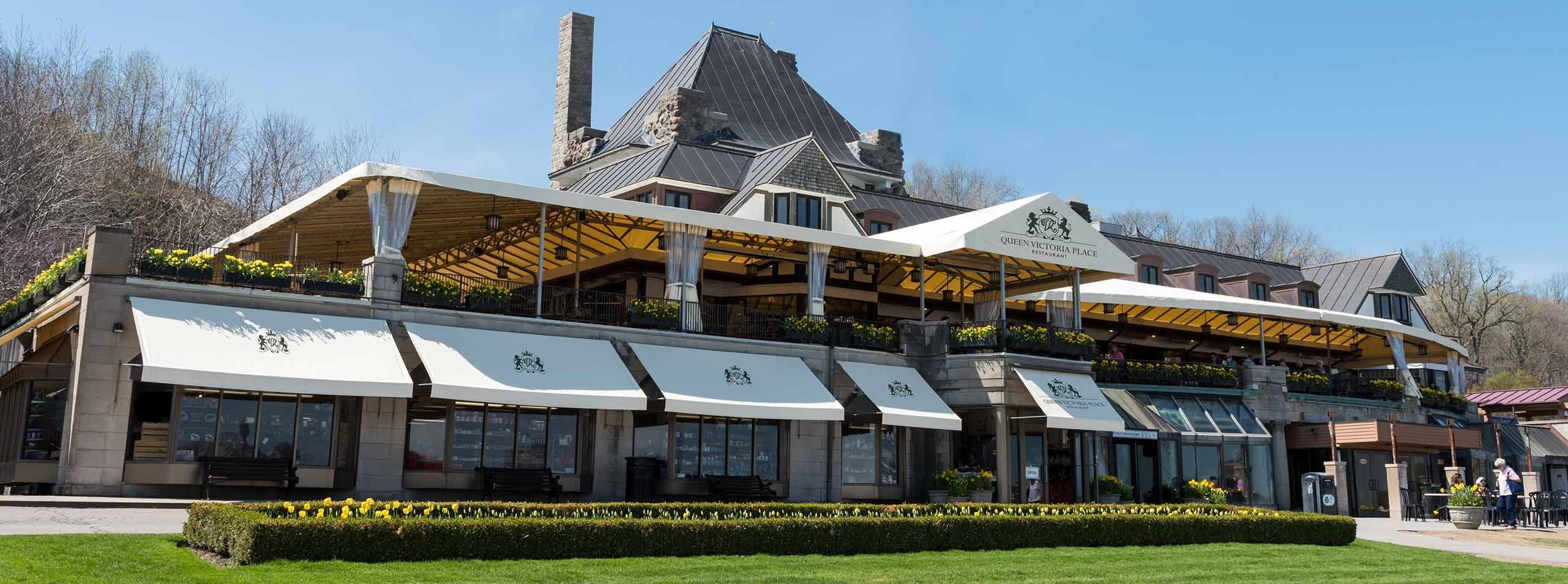 Queen Victoria Place Restaurant - www.theweddingring.ca - listings -