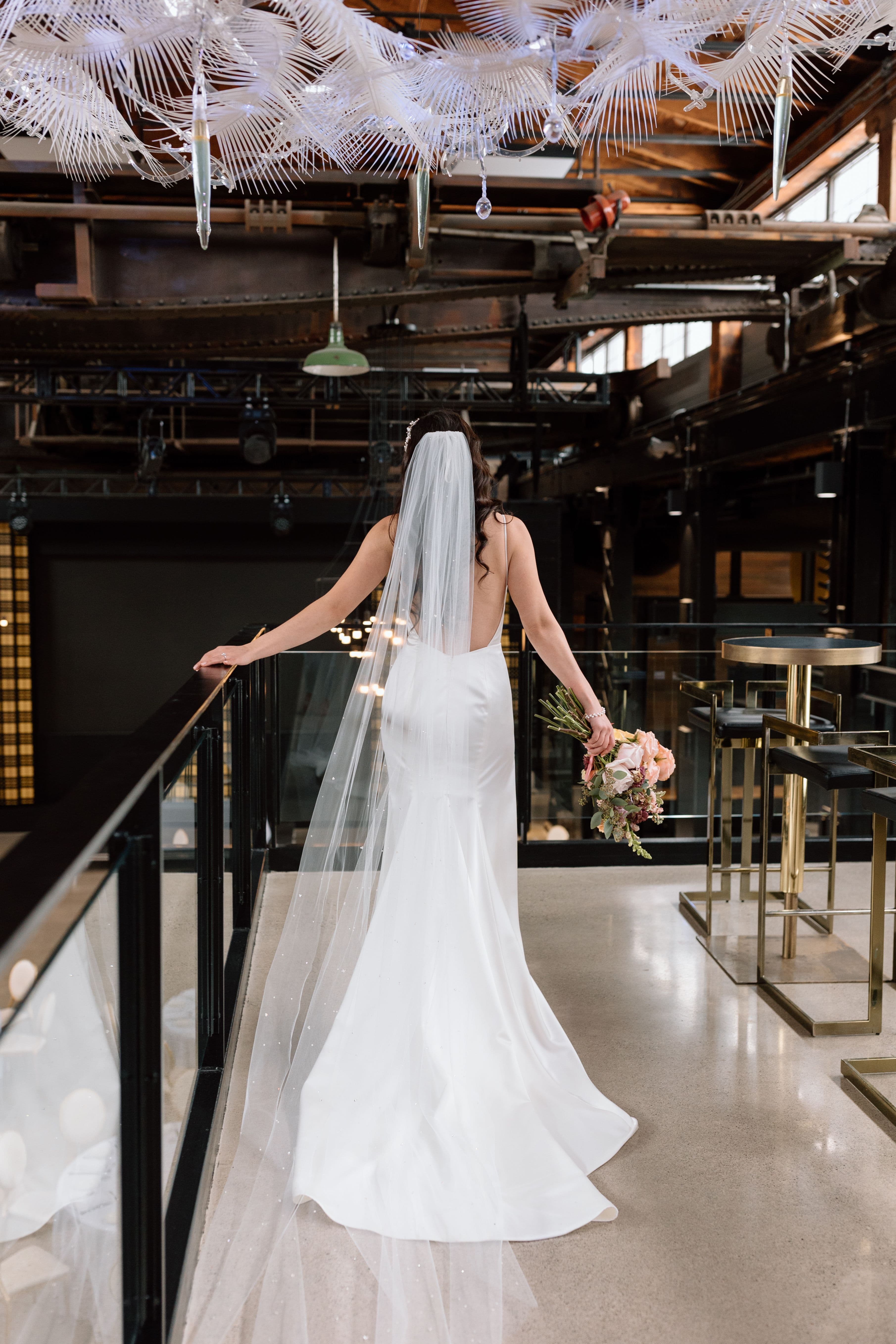Sarah-Bell-Photography_FT_Bridal-Boutiquearah.Bell_.PhotoSarah-Bell-Photography_FT_Bridal-Boutique.CWW_.DTCBIA14