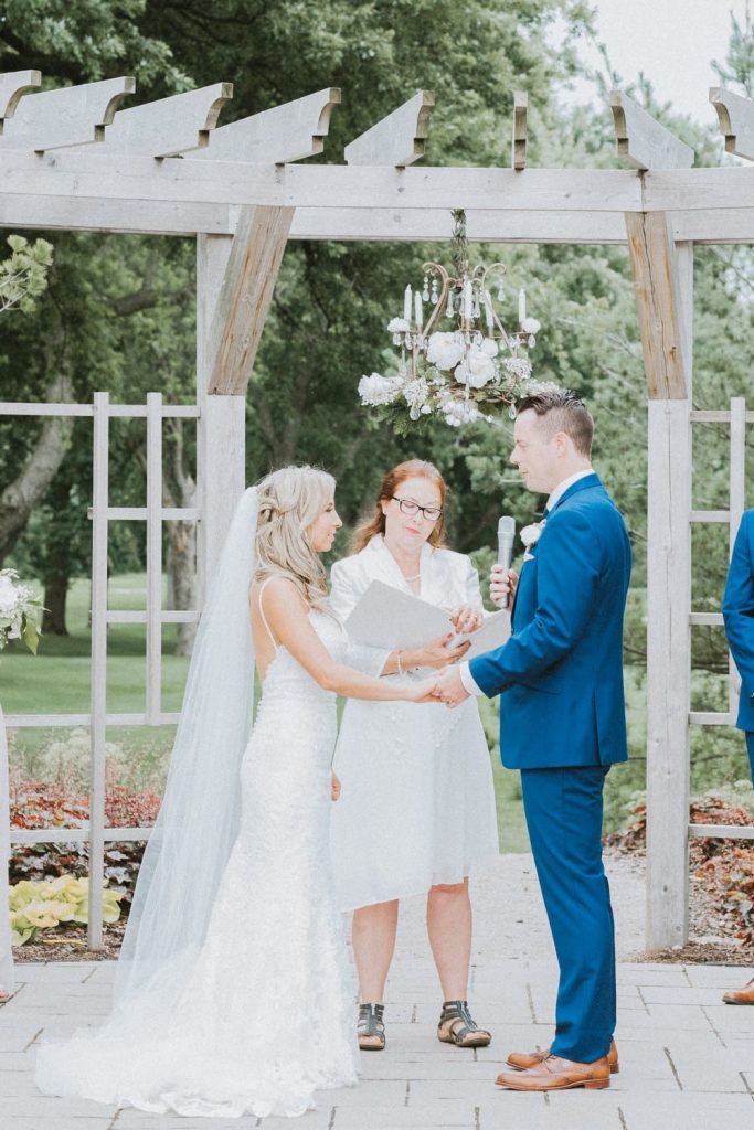 Venue: Stratford Country Club | Photo: Mikaela Shannon Photography