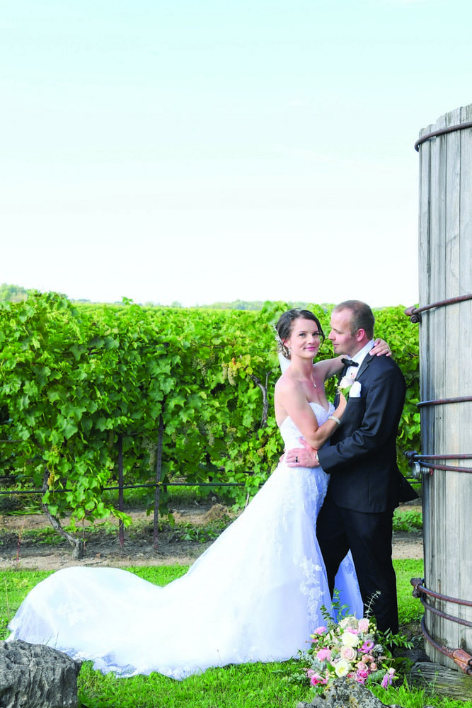 {Real Wedding Story} Modern Country | Robert & Ashley