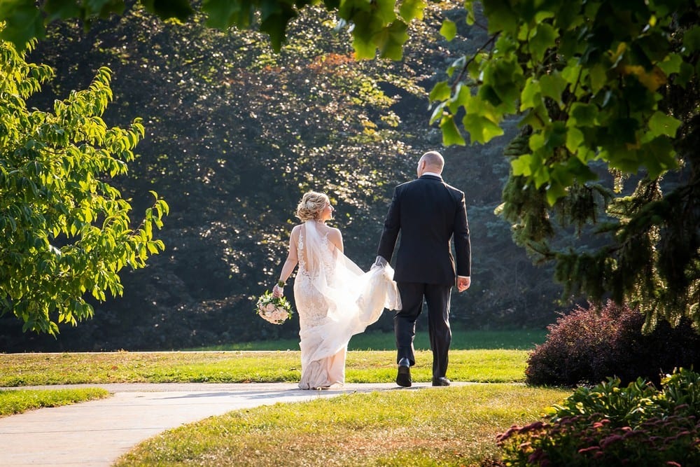 {Real Wedding Story} Classic Sparkle at Best Western Stoneridge Inn